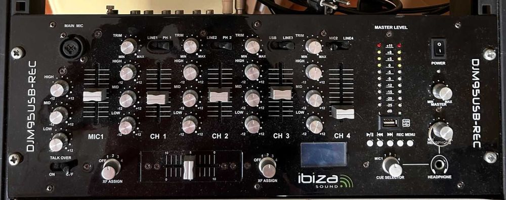 Mesa de Mistura 4 Canais 6 Entradas USB/Gravação/SD IBIZA Funcionando.