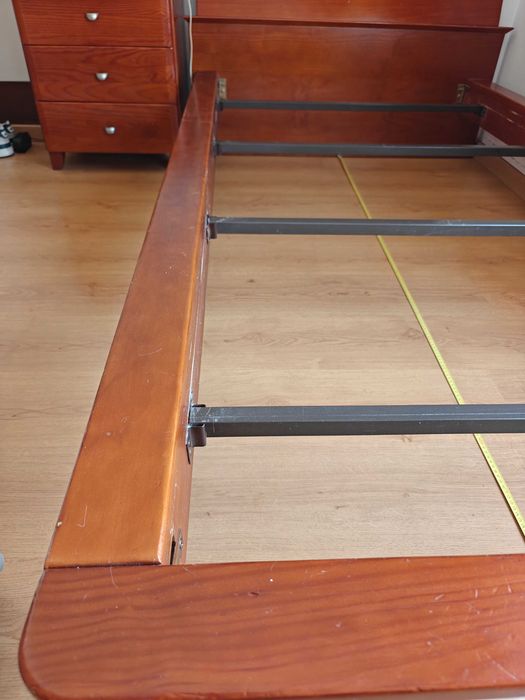 Cama e Mesa de Cerejeira (maciça)
