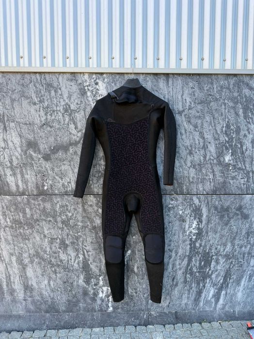 NOVO! Fato de surf 4:3 Tamanho M Billabong Furnace Revolution Custom