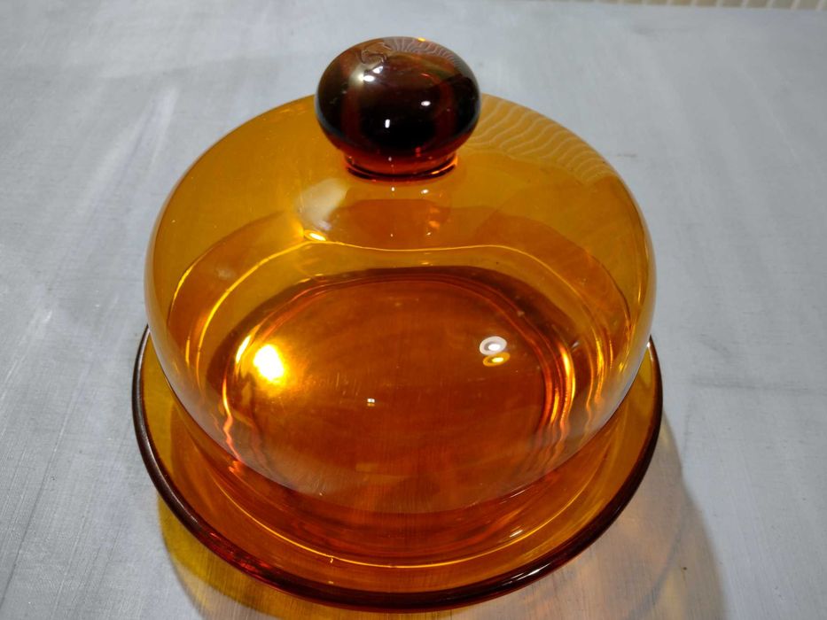 Stara maselniczka okrągła