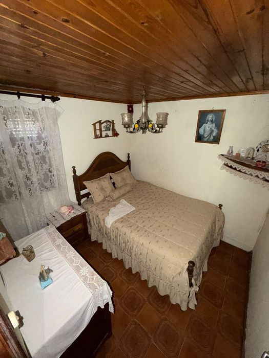 Casa com quintal.