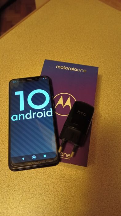 Sprzedam Motorolę one zadbaną 4/64gb
