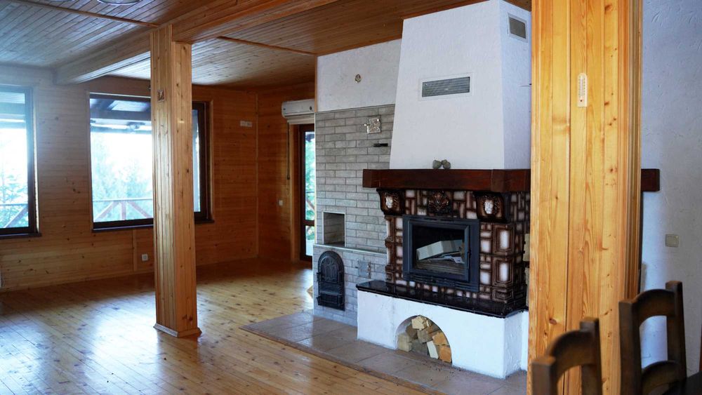 Каркасний будинок с.Буковець 145 кв + 9 соток