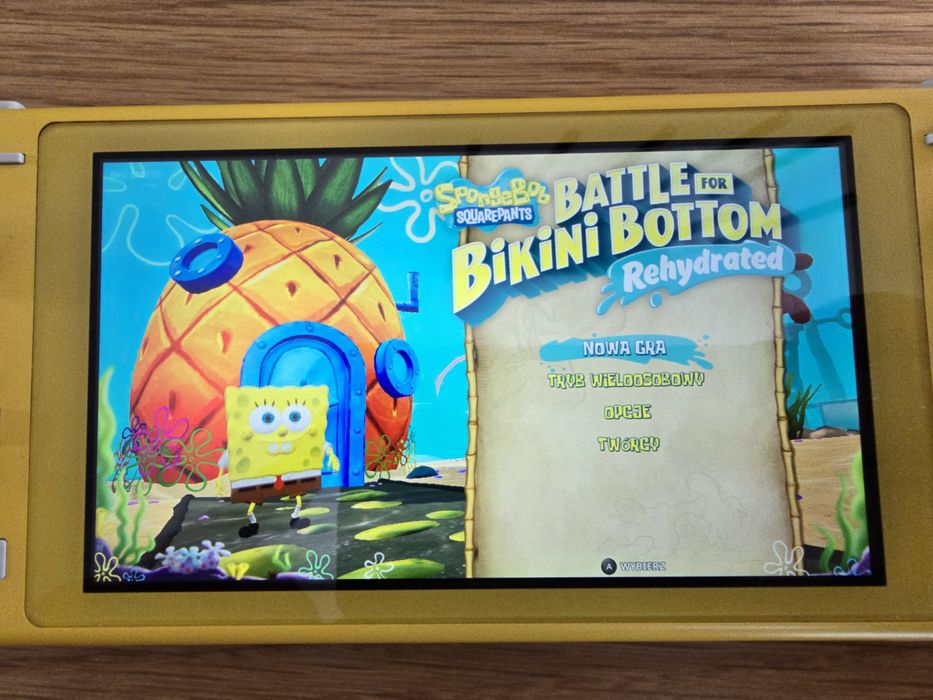 Nintendo switch lite z grą
