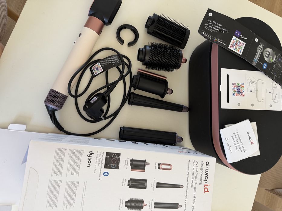 Dyson Airwrap i.d com garantia