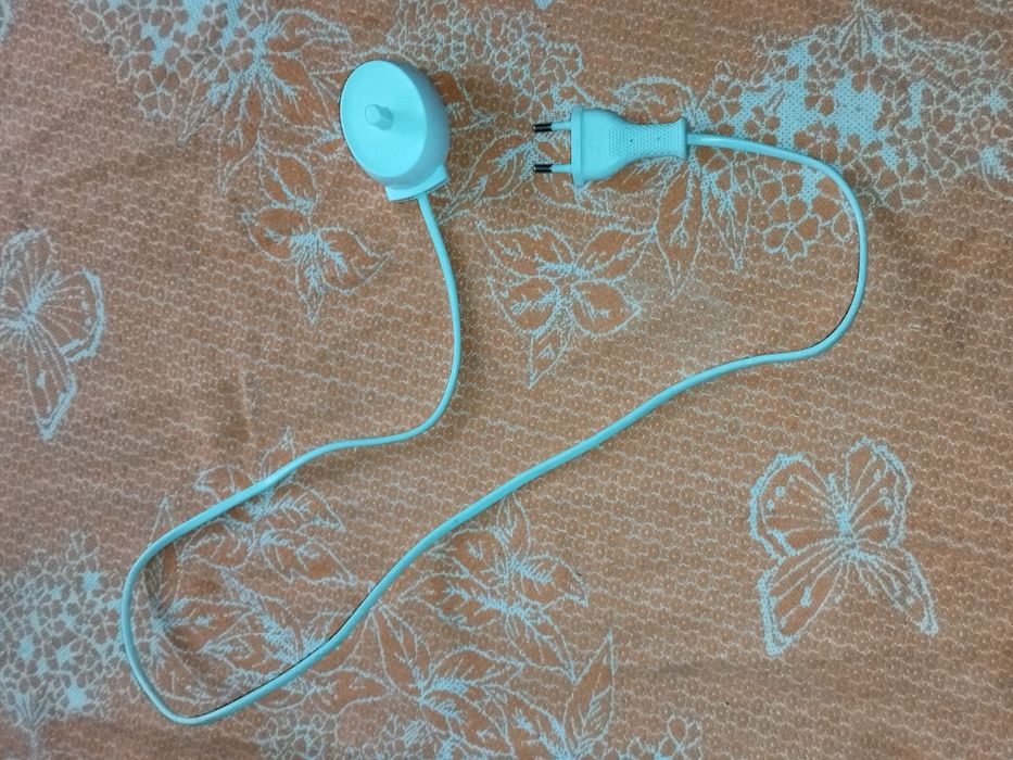 Ładowarka szczoteczki Braun 2