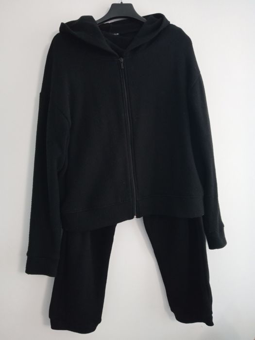 ZARA r.M dres, bluza z kapturem, spodnie, joggery.