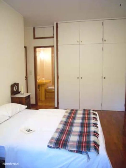 Apartamento com 3 quartos - localizado em São Cosme Porto
