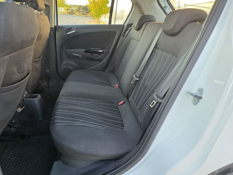 Opel Corsa D 1.2 (2010)