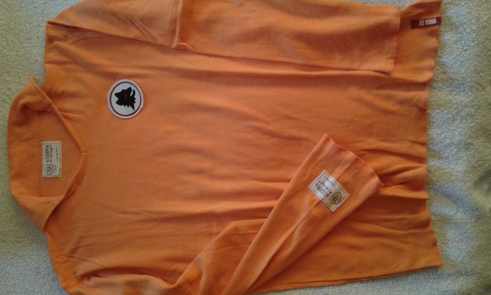 Camisola oficial AS Roma, modelo vintage, nr10 1978,modelo raro, como nova.