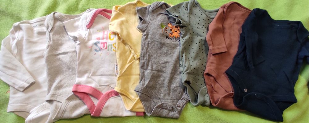 Продам дитячий одяг