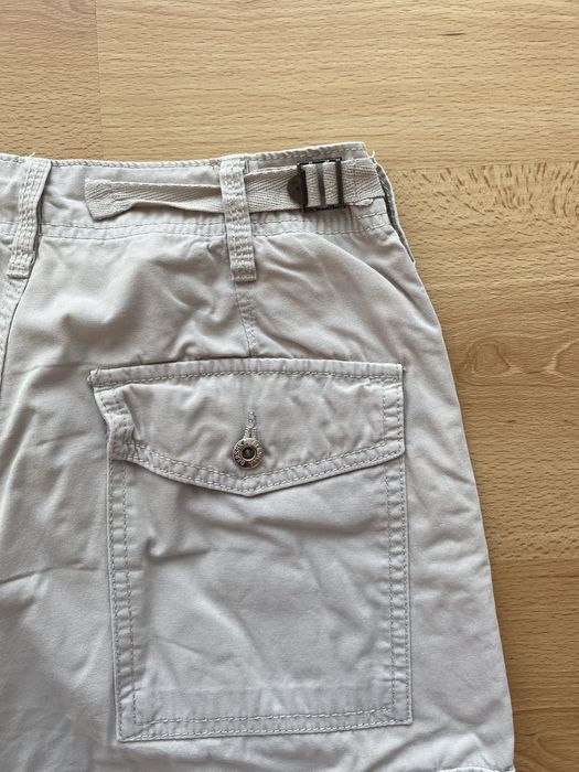 calças cargo com cintura ajustável