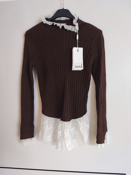 Bluzka sweter damski brązowy  czekoladowy obszycia z koronki