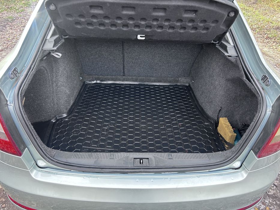 Продається Skoda octavia 1.6 mpi