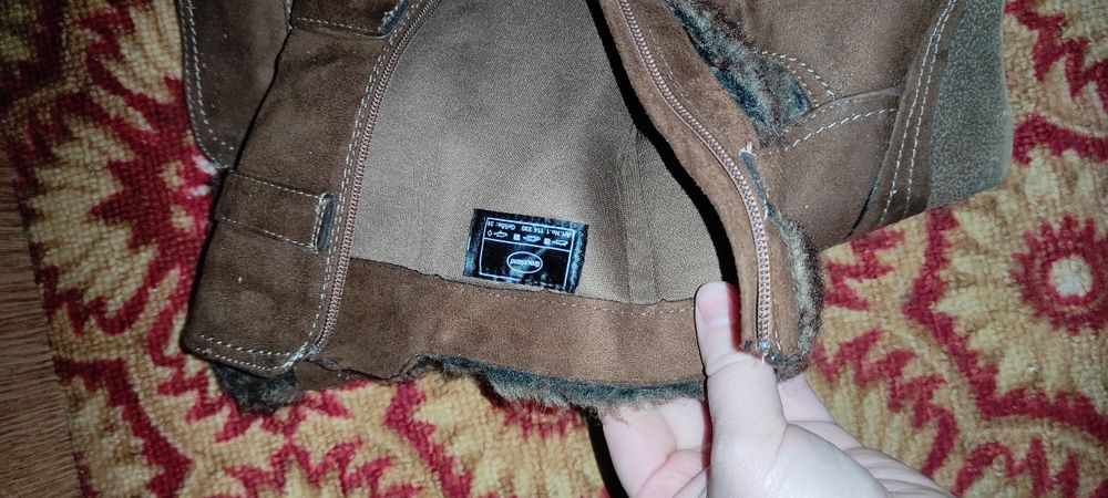 Чоботи Демі 38 розмір. Безкоштовно