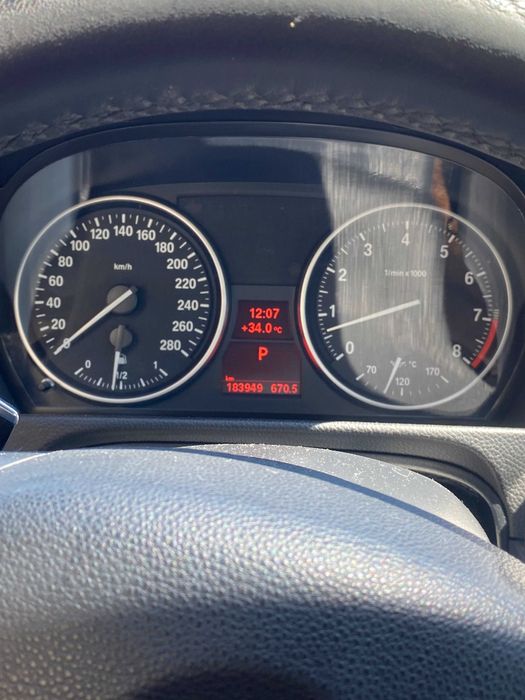 Samochód bmw e92 325i 2010r