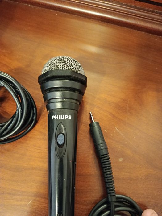 Used microphone (working)64284805807106121