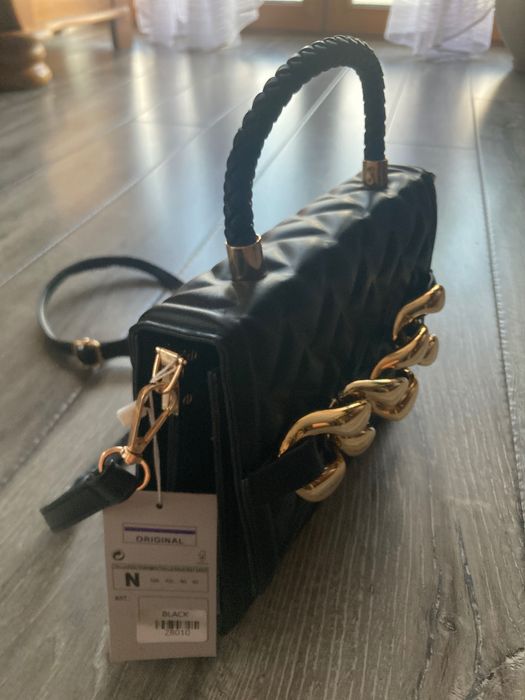 Nowa pikowana torebka