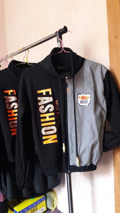 Худи свитшот кофта на молнии 2 штки на 146р. и 152р.