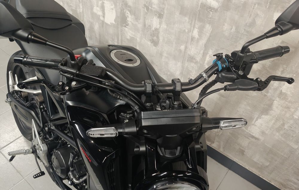 Honda CB125R 2024 Naked - 3.214kms - 2024 n( KTM Yamaha Suzuki CF )