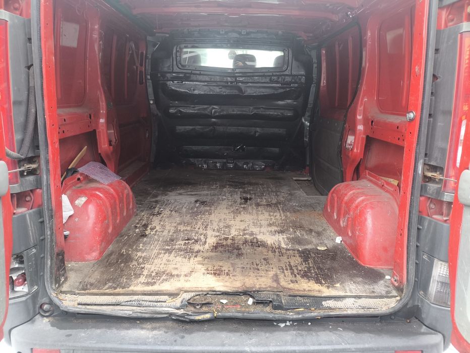 Ranault Trafic 2.0dci Idealny na budowe