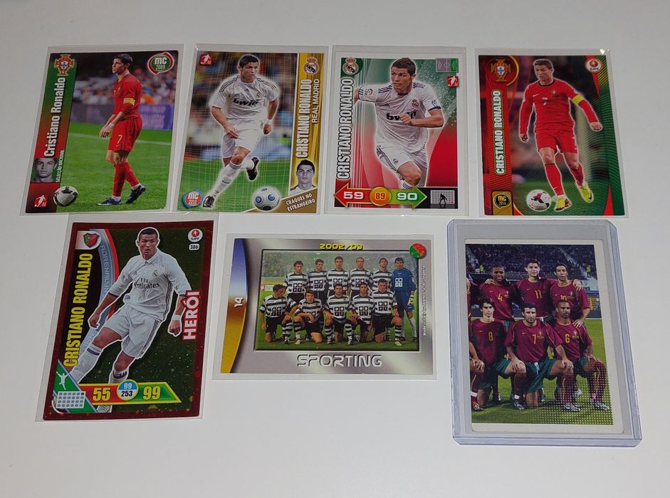 Cromos de Futebol: Ronaldo, Eusébio, Messi, Figo, Maradona e outros