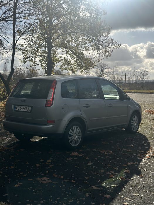 Автомобіль машина Ford focus C-MAX