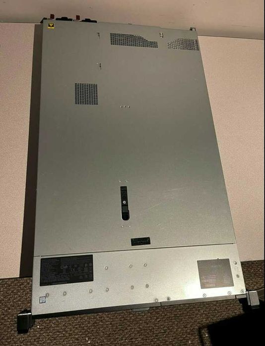 HP Сервер 1U HPE Proliant DL360 Gen10 G10 8xSFF FCLGA3647 Оренда