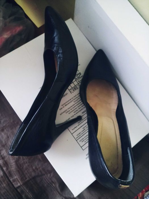 Szpilki Sala, rozm 38, skóra naturalna