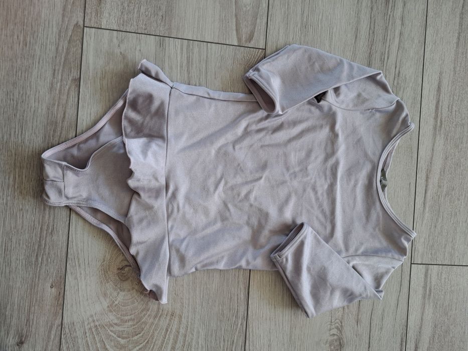 Strój balet, body z falbaną