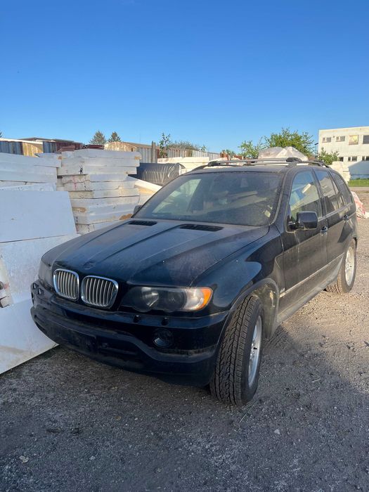 Продам BMW X5 – на ремонт або на запчастини