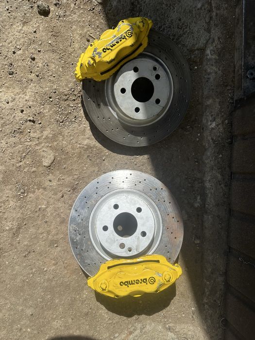 Zaciski tarcze brembo 335mm 4 tłok