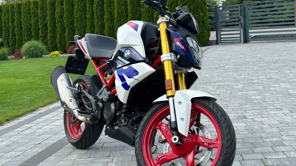 motocykl BMW G310R
