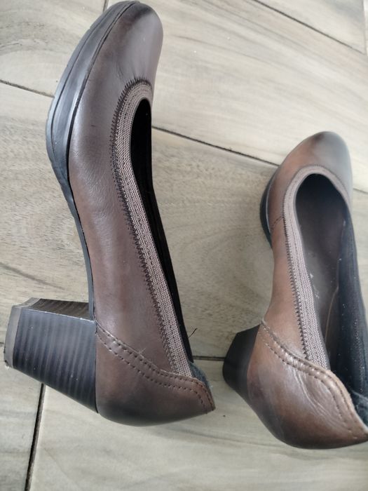 Buty czółenka brązowe r.40 Marco Tozzi