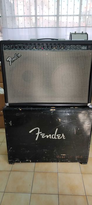 Coluna Guitarra Bateria Line6 Variax 500 Fame Roland
