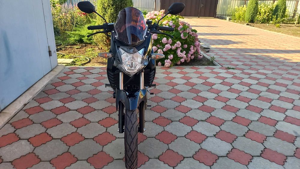 Продам новий мотоцикл SPARK SP150R-12S,м.Синельникове,м-н "Мото-Рай".