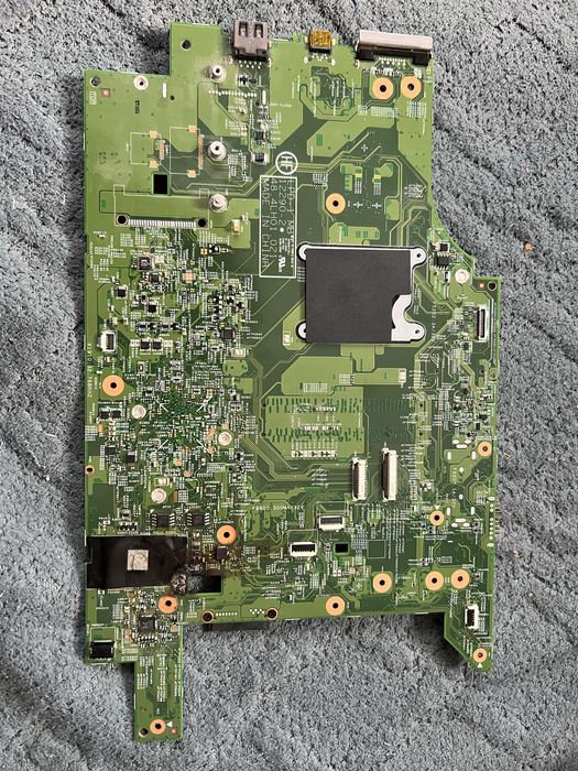 2 Материнські  плати і нижній корпус Lenovo L540