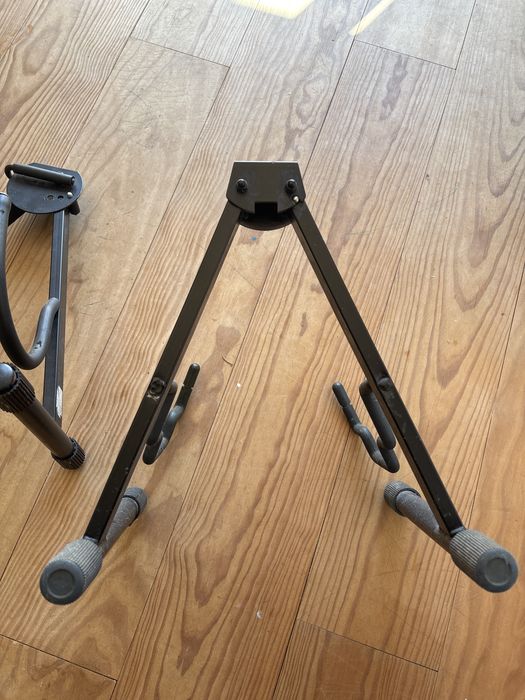 Suportes para instrumentos (guitarra, viola, baixo) – x2