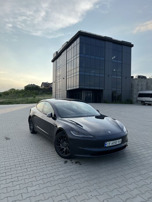 Tesla 3 highland