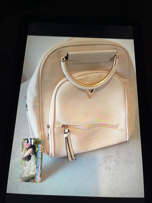 Mala novo com etiqueta