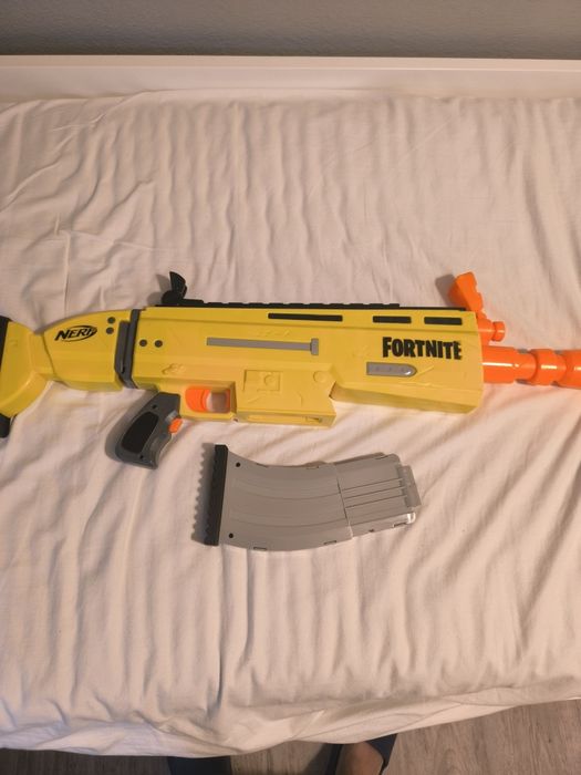 Nerf fortnite automático