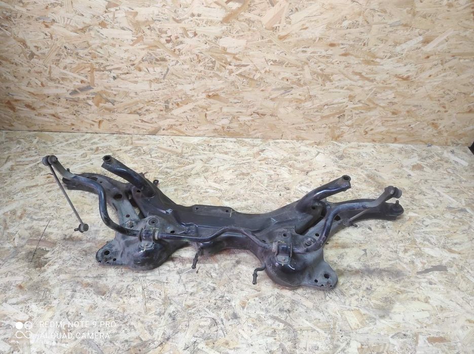 Балка подрамник рычаг стабилизатор підрамник  Suzuki Swift Mk 7 Свифт