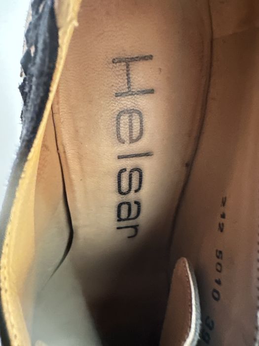 Sapatos Helsar 39