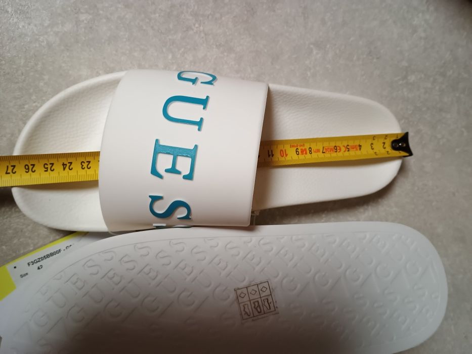 Guess klapki rozmiar 42