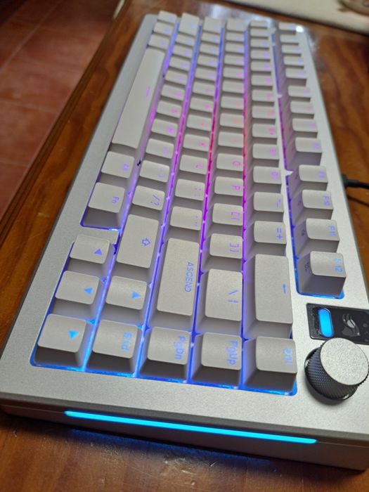 Teclado GMMK PRO 3