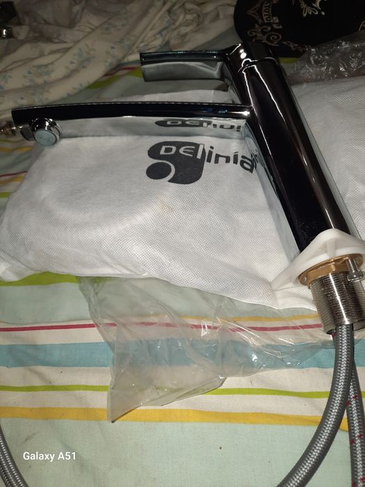 Torneira banca Delinia Diego cromada