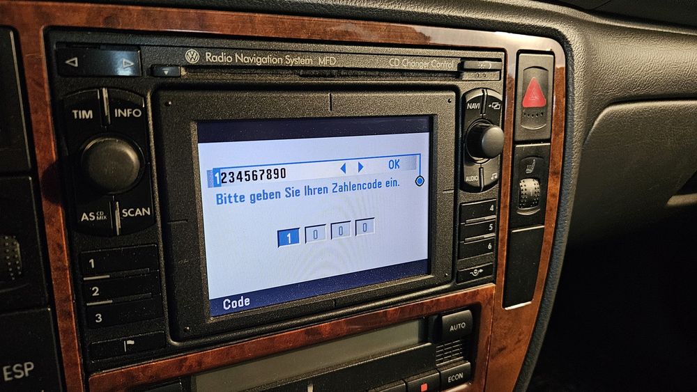 Rozkodowanie radia / nawigacji - kod do radia