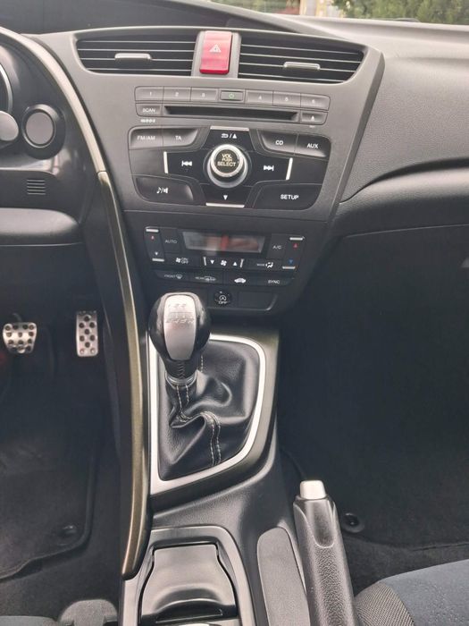 Honda civic 1.8 benzyna