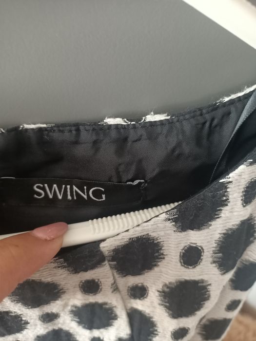 Sukienka elegancka SWING