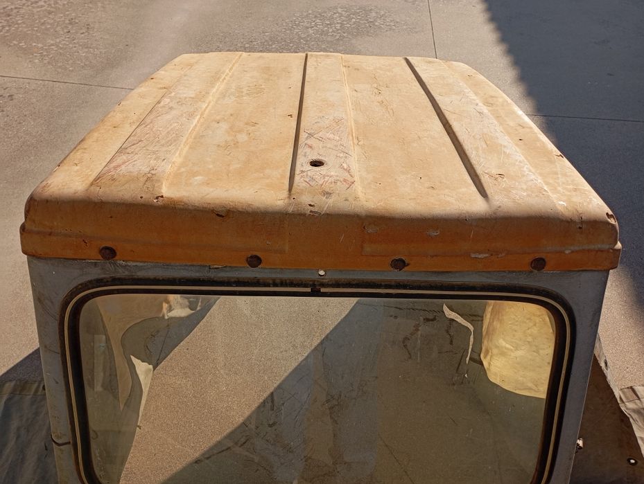 Cabine para trator estava montada num Landini